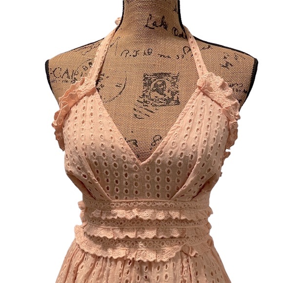 NWT Clara Story Pink Eyelet Crochet Trim Halter Dress S - Picture 2 of 3